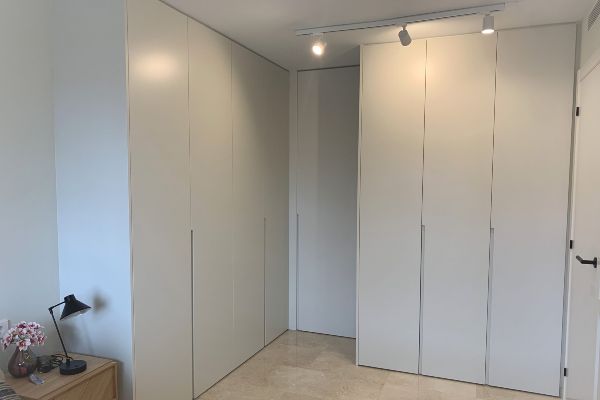 lacado de armarios 1 - Lacados Pamplona · Empresa de lacados en Pamplona y Navarra