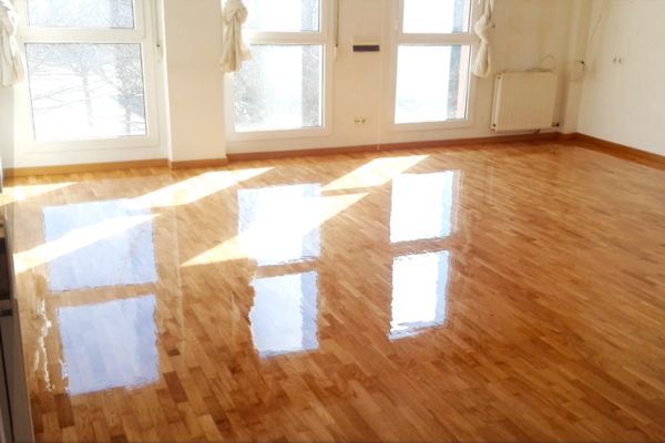 lijados y barnizados - Lacados Pamplona · Empresa de lacados en Pamplona y Navarra